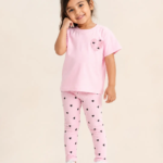Ensemble Fillette Cœur – T-shirt & Legging Rose Poudré - Vêtement fille tendance Stylish Kids Tunisie