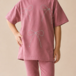 Détail tissu finitions et coupe Ensemble Fille Rose Nœuds Strass - Mode enfant Tunisie