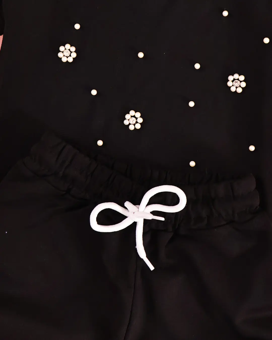Ensemble Noir Perlé hover