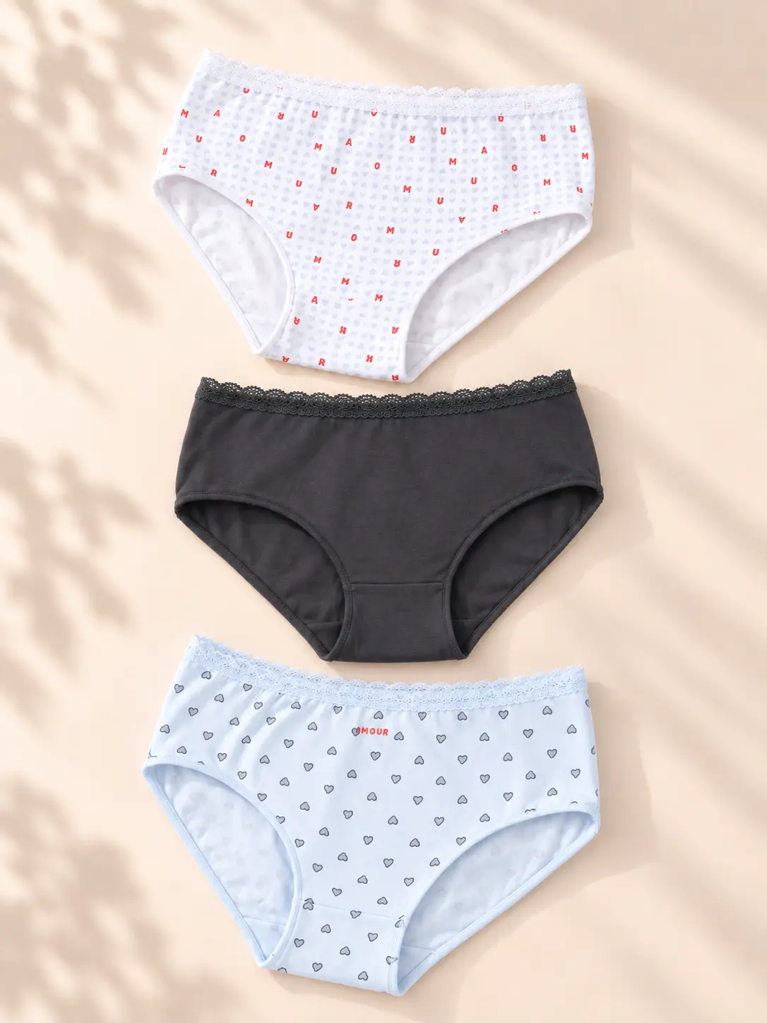 Pack 3 culottes fille coton bleu ciel noir et blanc motifs cœurs - Sous-vêtements enfant Tunisie Stylish Kids