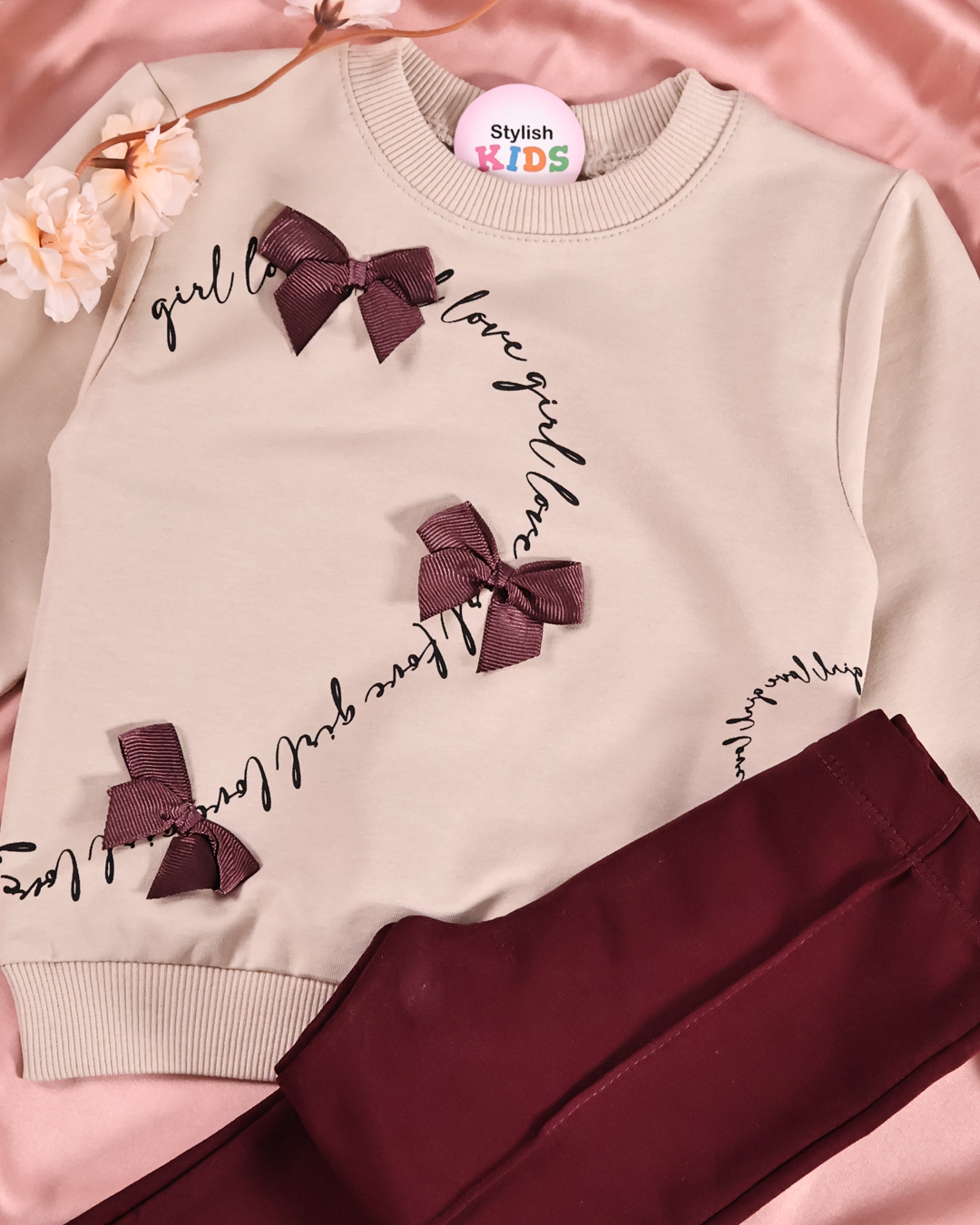 Détail sweat et pantalon bordeaux molleton fille 2 pièces - Stylish Kids Tunisie