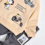Ensemble Garcon Snoopy Beige et Gris vue pull et broderie - Stylish Kids Tunisie