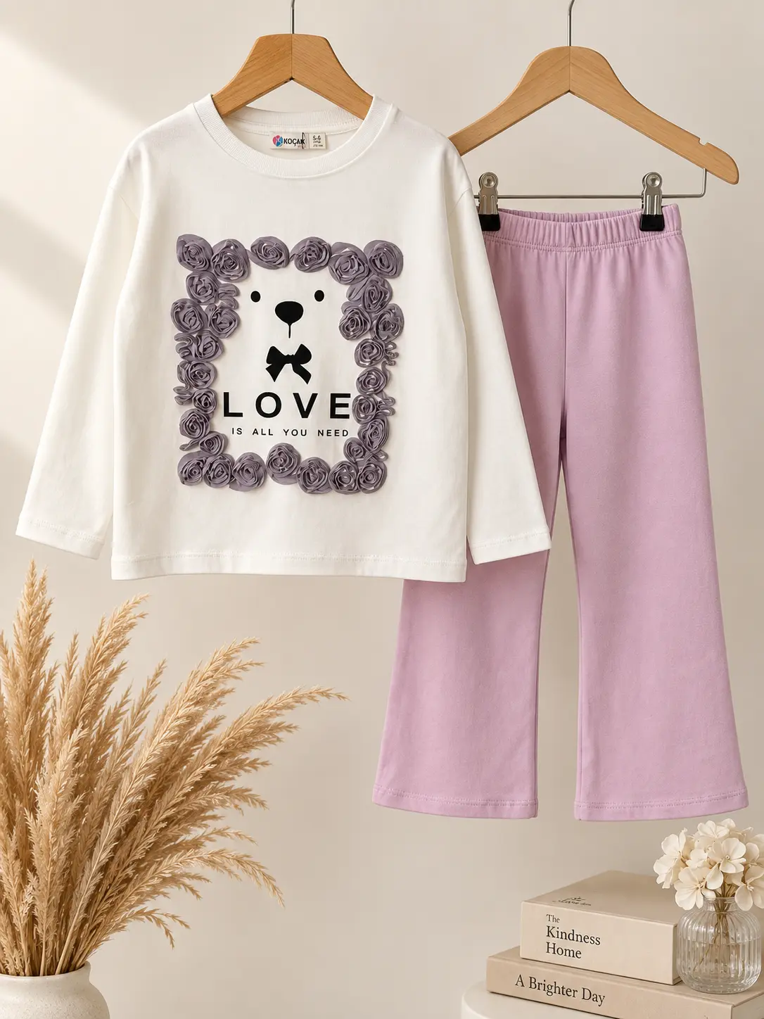 Ensemble fillette haut blanc fleurs en relief lilas et pantalon évasé lilas - Vêtements enfant Tunisie Stylish Kids