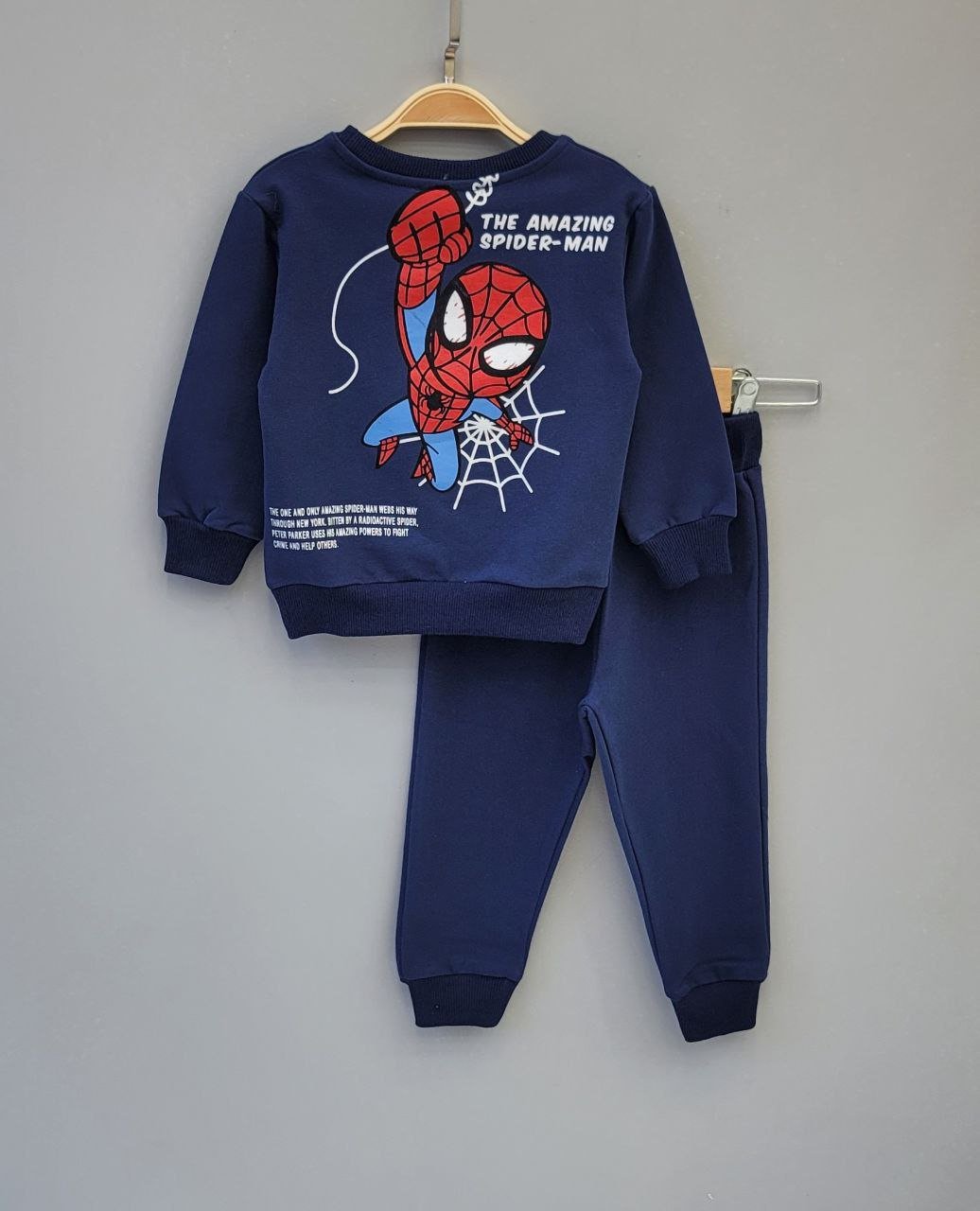 Détail imprimé Spider-Man sweat bleu marine garçon - Stylish Kids Tunisie