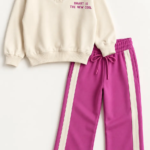 Détail col polo sweat écru Smart Is The New Cool fille - Stylish Kids Tunisie