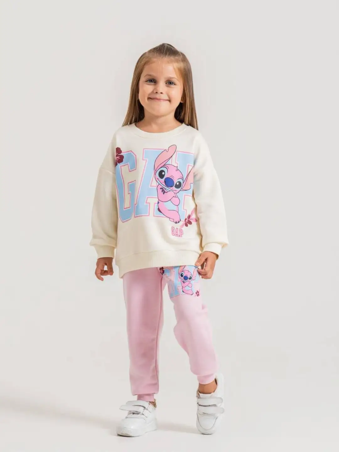 Ensemble fille 100% coton sweat écru imprimé GAP Stitch et pantalon jogging rose - Mode fille Tunisie Stylish Kids