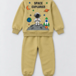 Dos sweat moutarde Space Explorer grand motif fusée spatiale - Mode enfant Tunisie