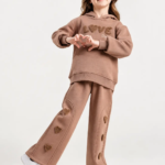 Ensemble fille molleton taupe inscription LOVE avec pantalon large - Stylish Kids Tunisie