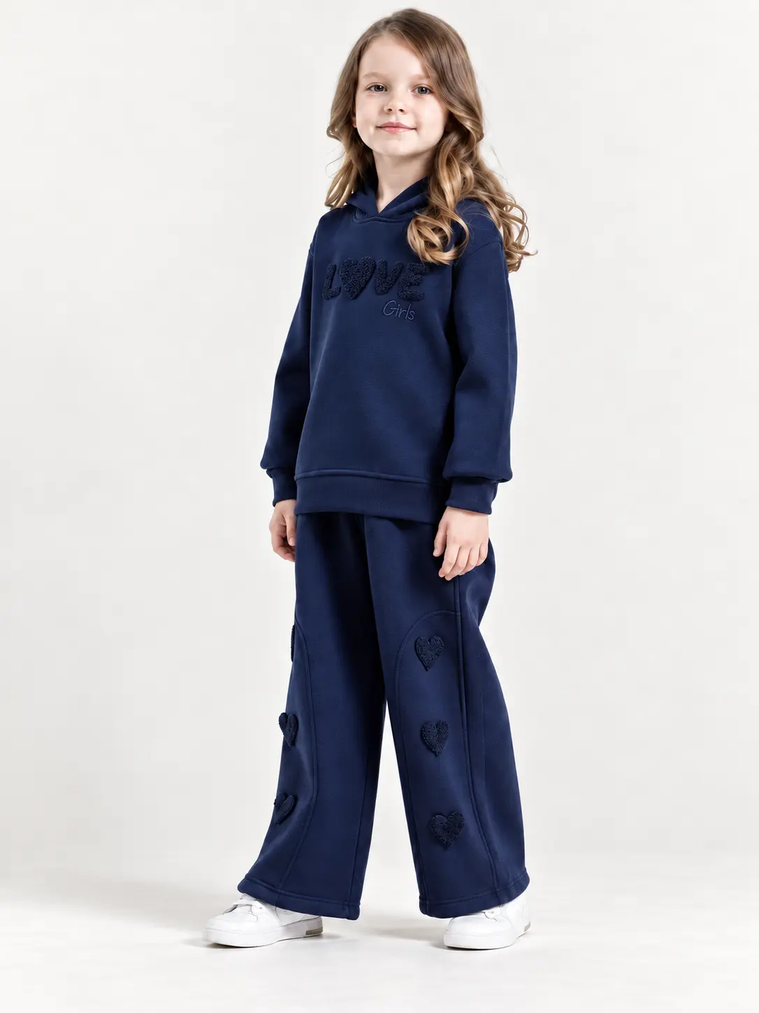 Ensemble fille molleton bleu marine inscription LOVE avec capuche - Stylish Kids Tunisie